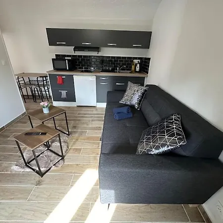 Apartment Charmante Ligne 13 Tram 5 Saint Denis *