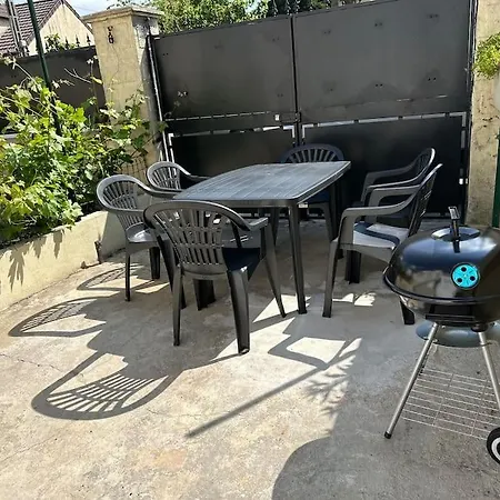 Apartment Charmante Ligne 13 Tram 5 Saint Denis Pierrefitte-sur-Seine